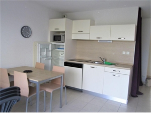 t2 à la vente -   11700  AZILLE, surface 44 m2 vente t2 - UBI478120937
